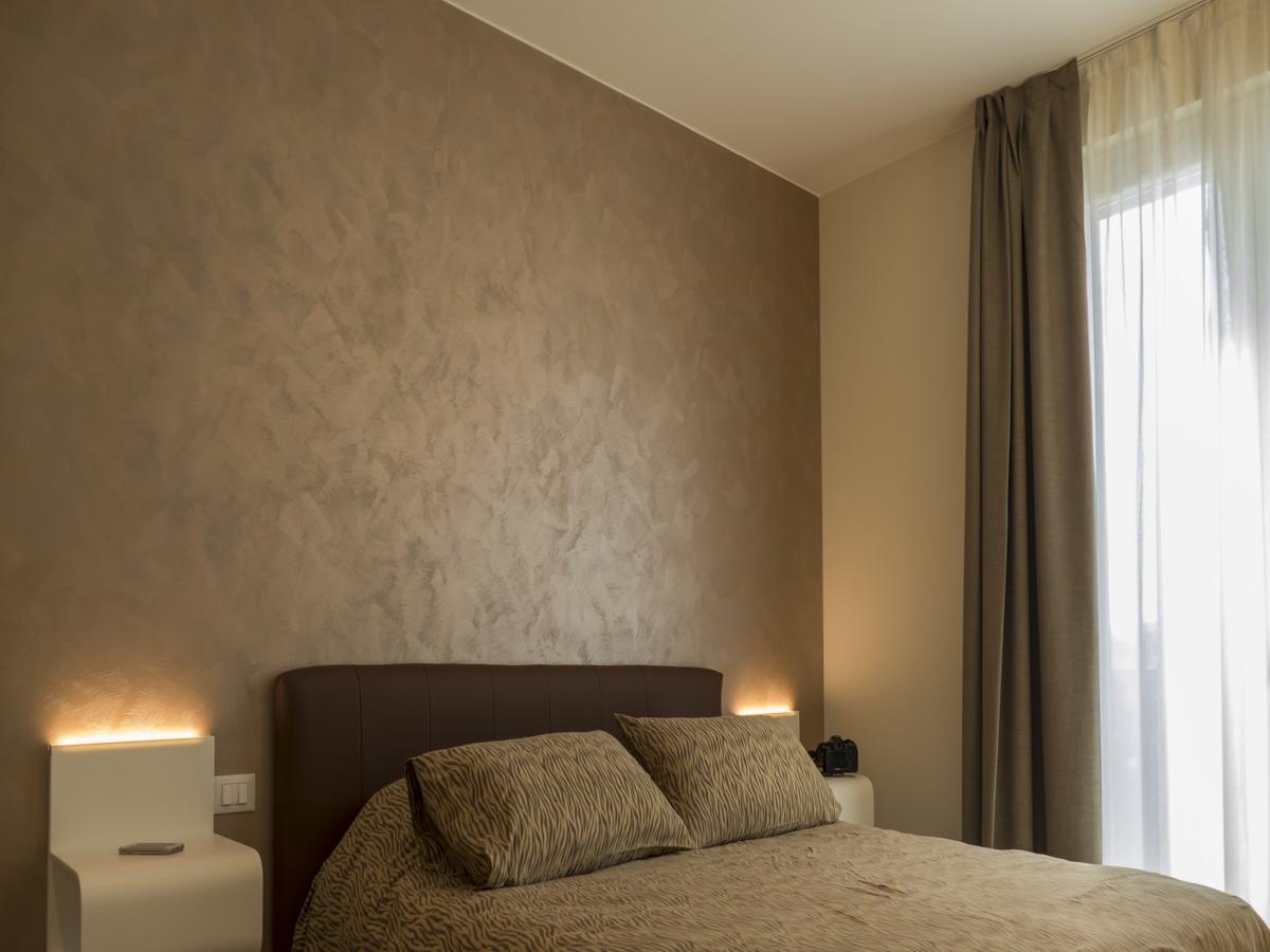 Hotel Buena Onda Пескьера-дель-Гарда Экстерьер фото